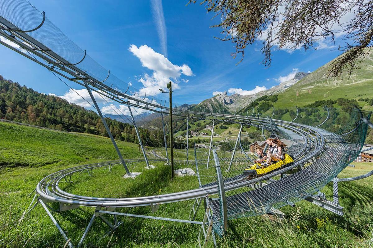 Hotel Plein Soleil Allos Esterno foto