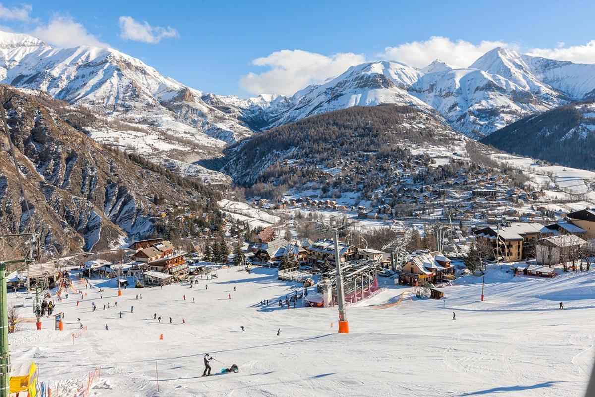Hotel Plein Soleil Allos Esterno foto